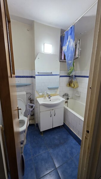 Colentina, Doamna Ghica vis-a-vis Complex  Rose Garden